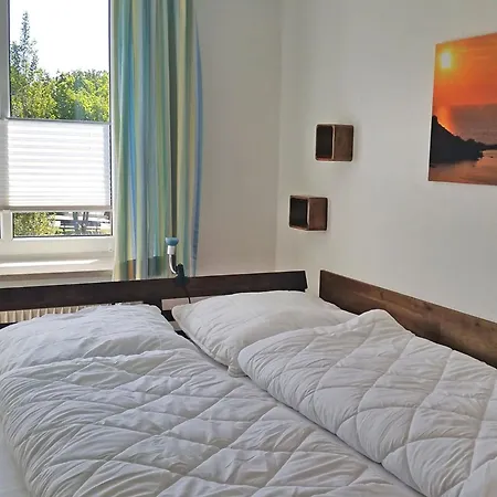 8 Apartment